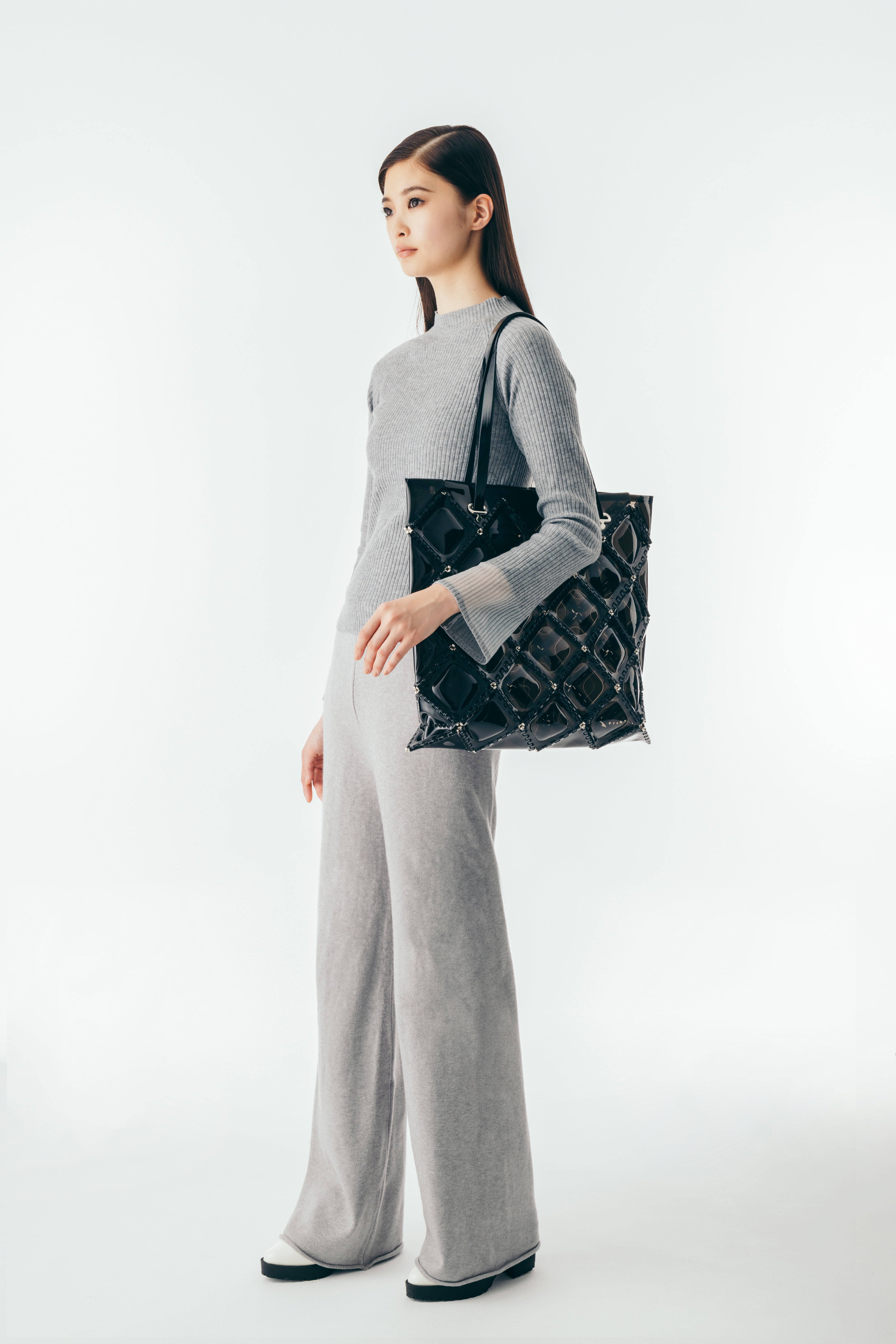 FLAT TOTE LARGE (Light gray)