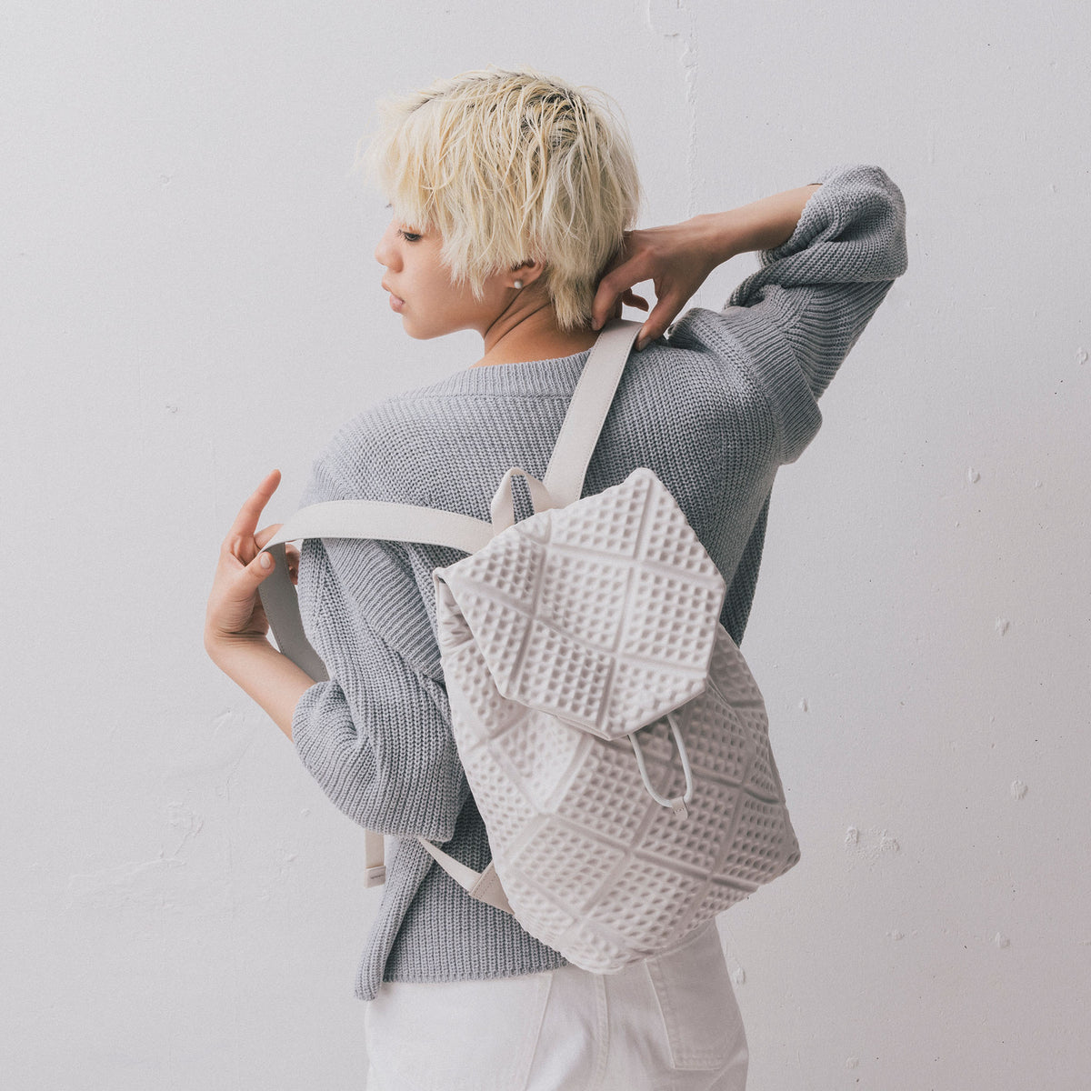 WAF-FUL BACK PACK (Black)