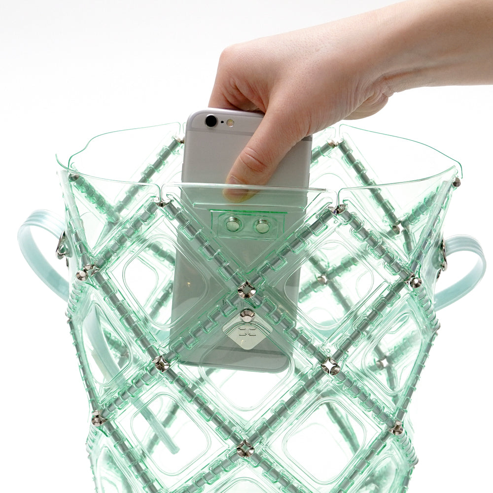 akiko出品 AKIKOAOKI(アキコアオキ) Regulated Gravity-crocodile textured