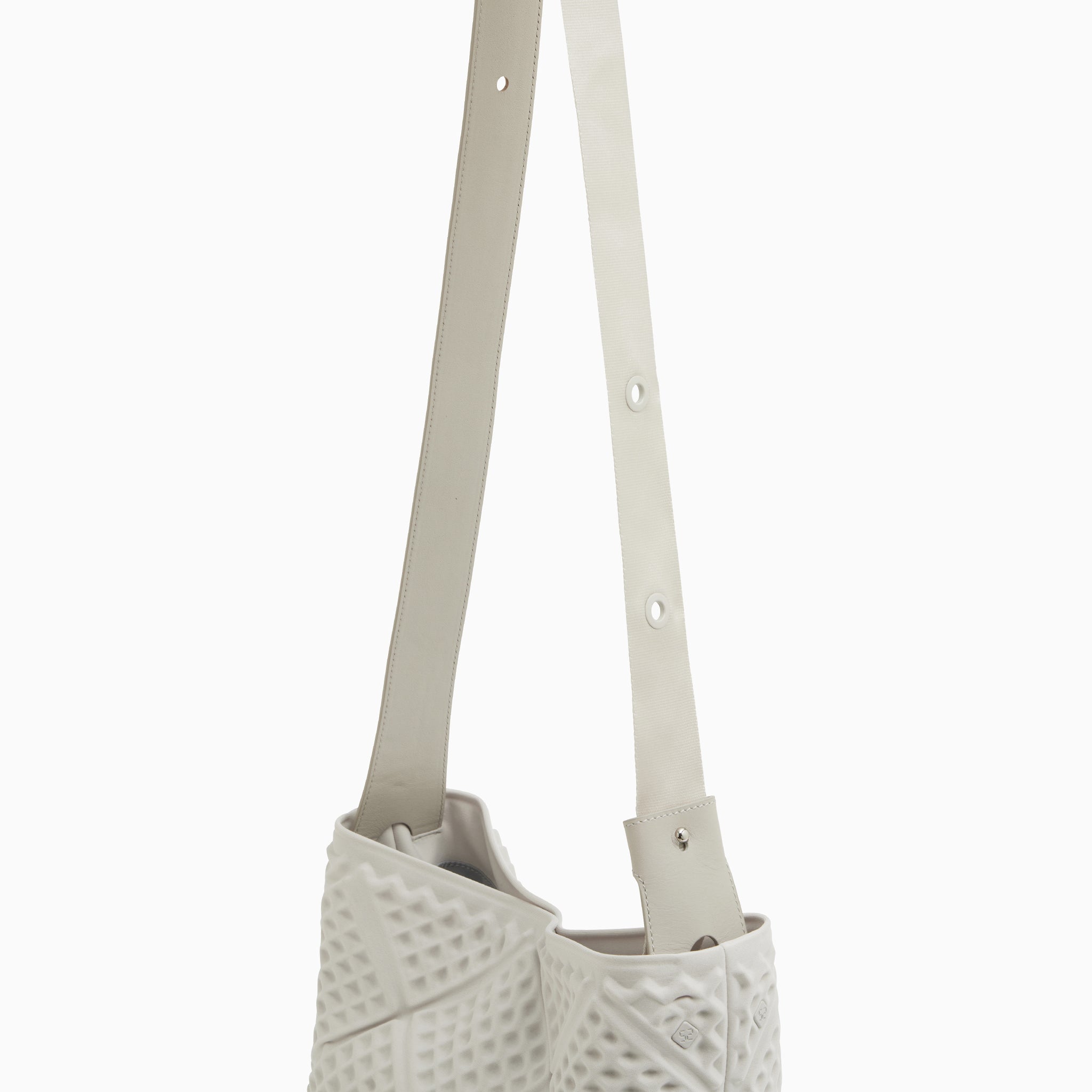 WAF-FUL ONE TOTE S (Icegray)