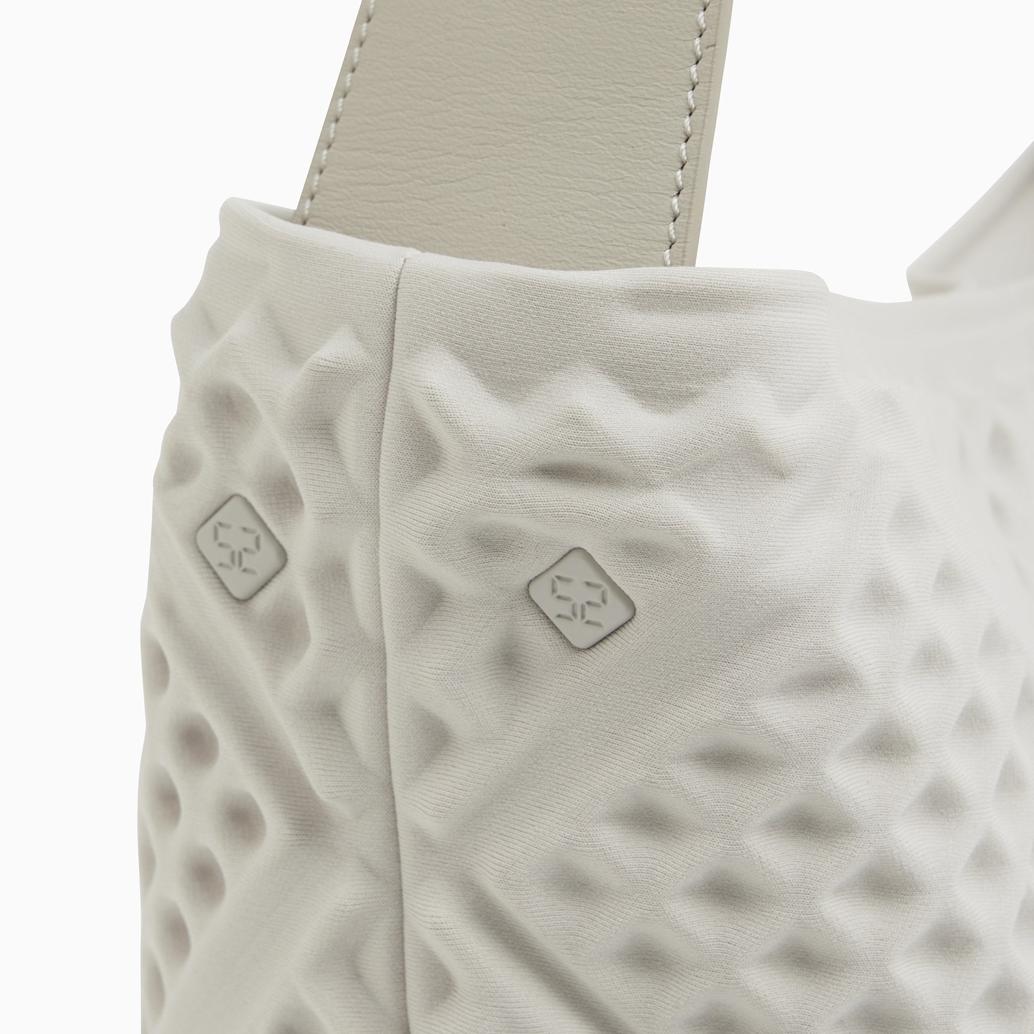 WAF-FUL ONE TOTE S (Icegray)
