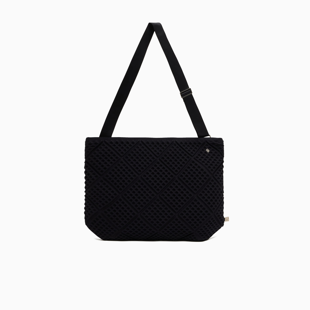 WAF-FUL TOWN SHOULDER Black