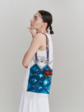 Load image into Gallery viewer, 52 BY HIKARUMATSUMURA×UN3D. FLAT TOTE LONG(Turquoise)