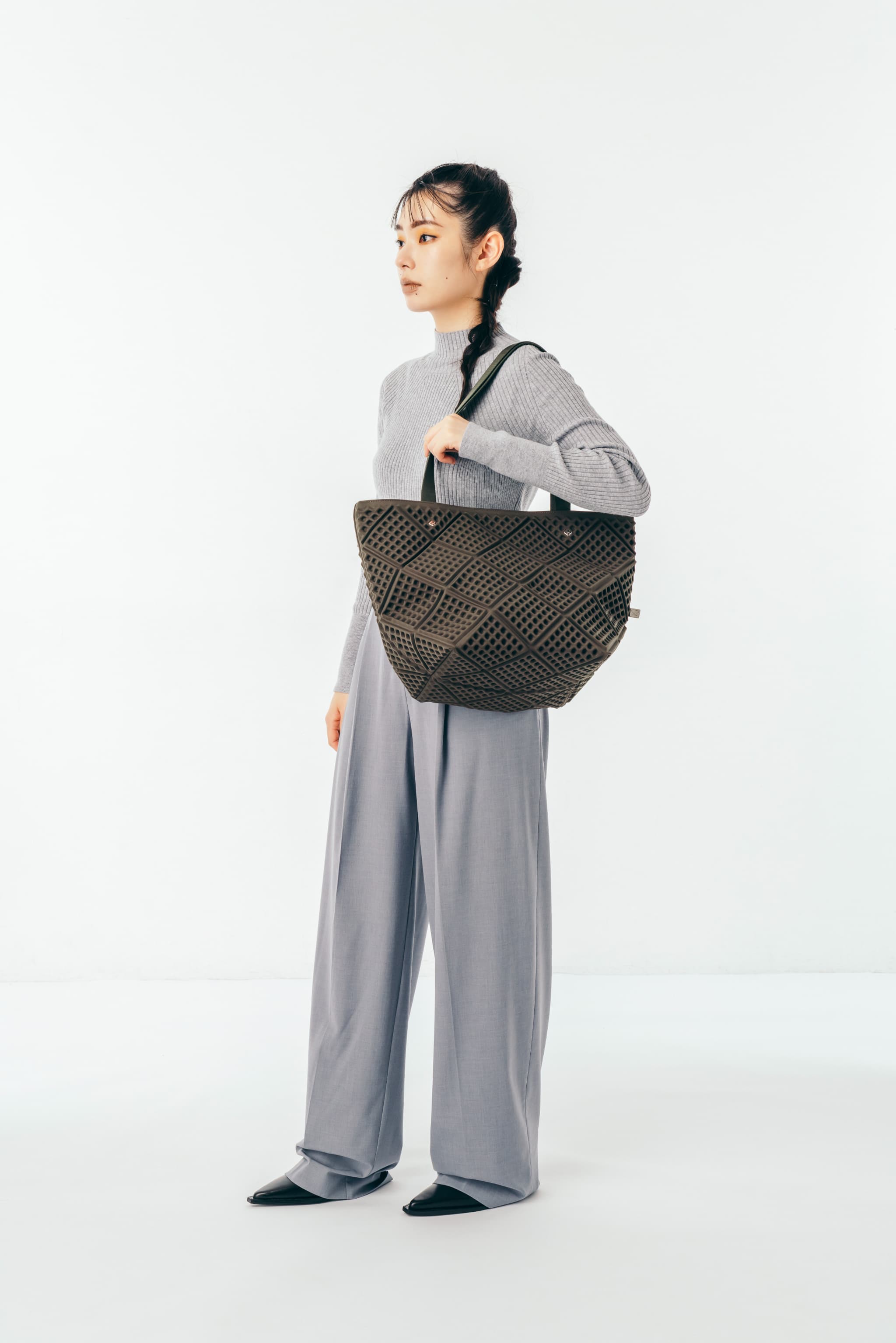 WAF-FUL TOWN TOTE 2(Khaki）