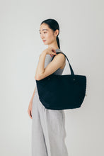 Load image into Gallery viewer, WAF-FUL TOWN TOTE (Black)