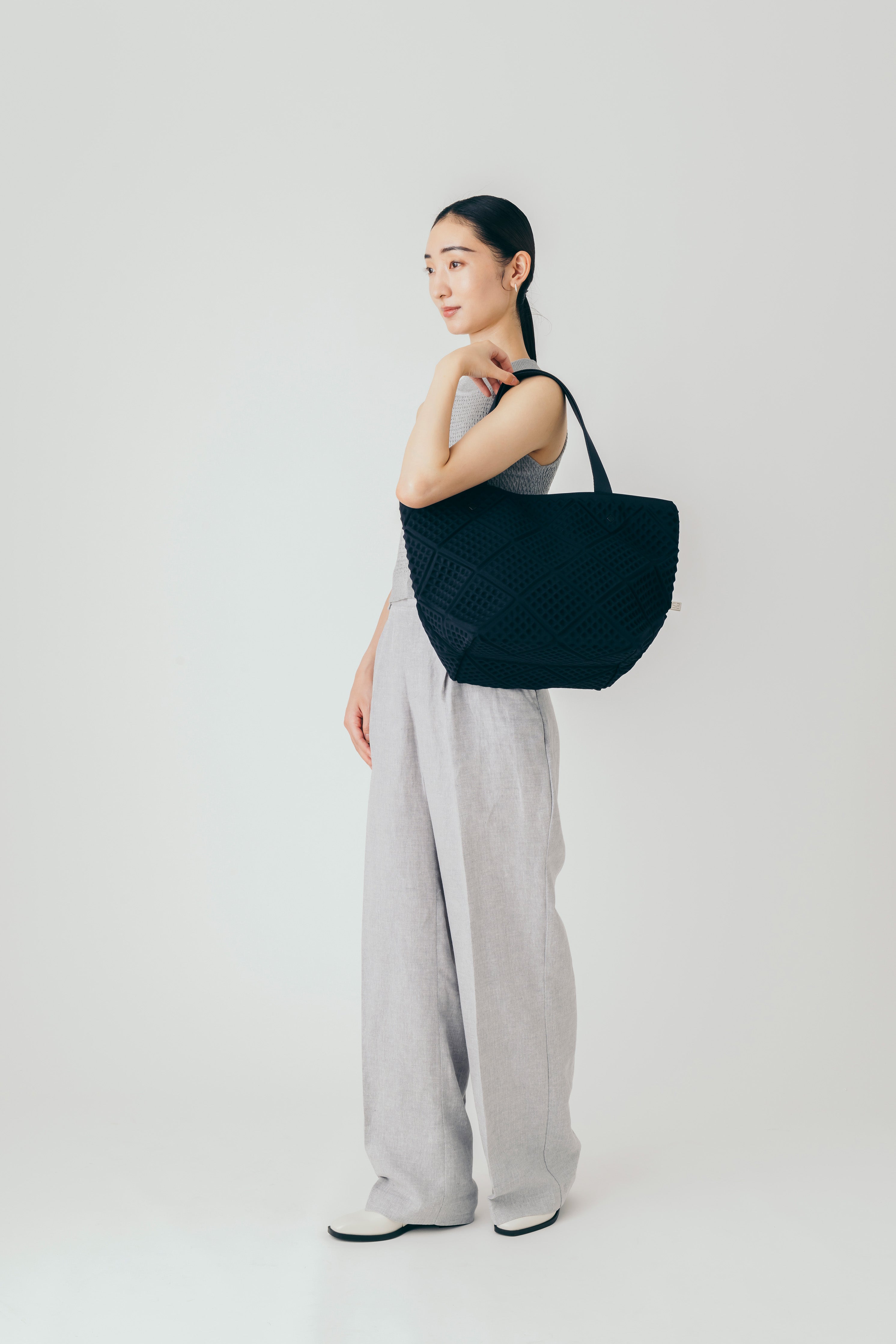 WAF-FUL TOWN TOTE (Green)