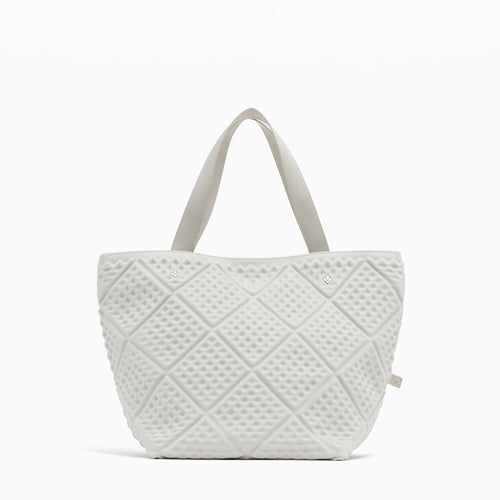 TOTE BAGS – 52 BY HIKARUMATSUMURA
