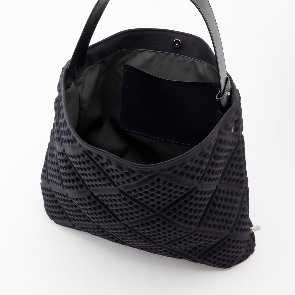WAF-FUL ONE TOTE 2 (Black)