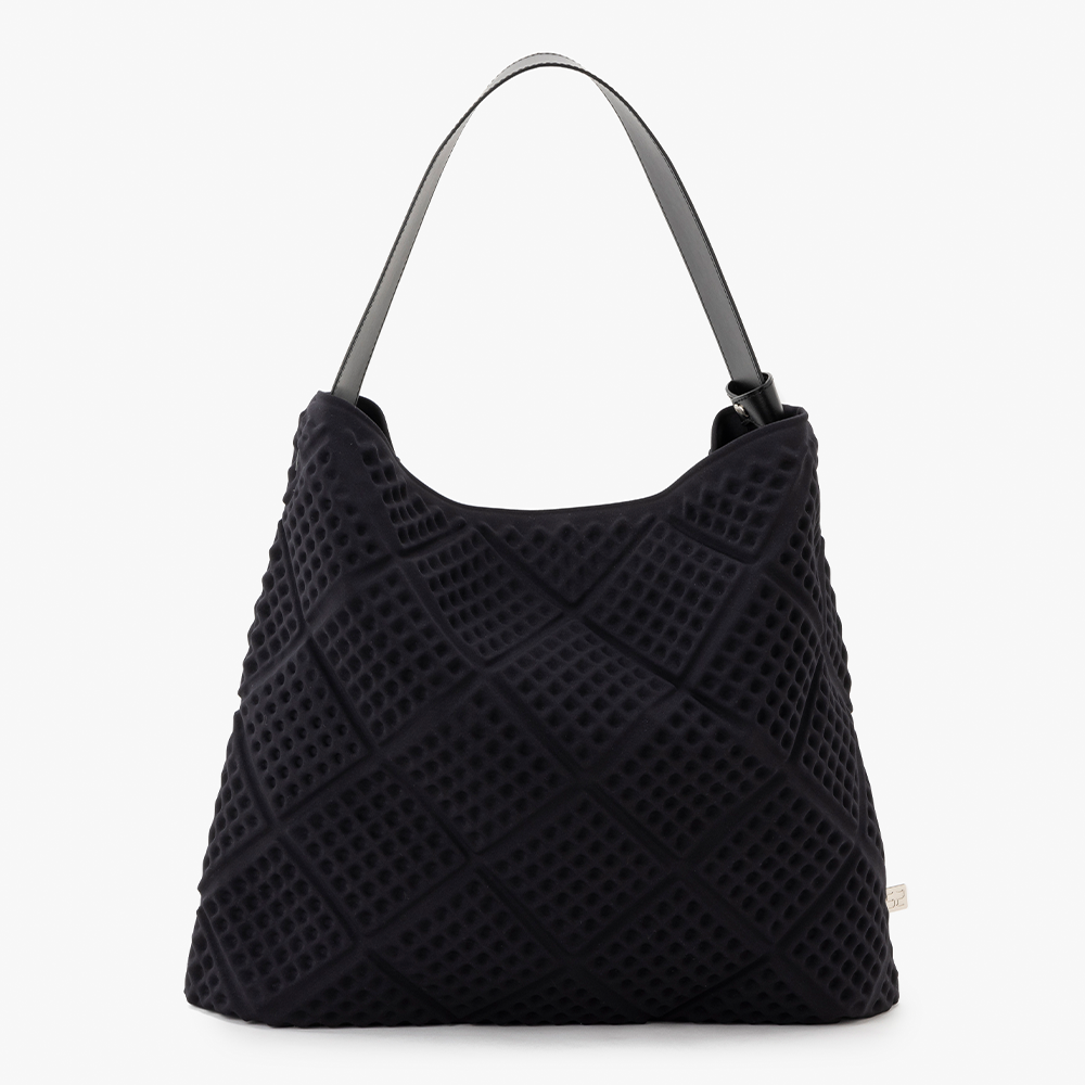 WAF-FUL ONE TOTE (Black)